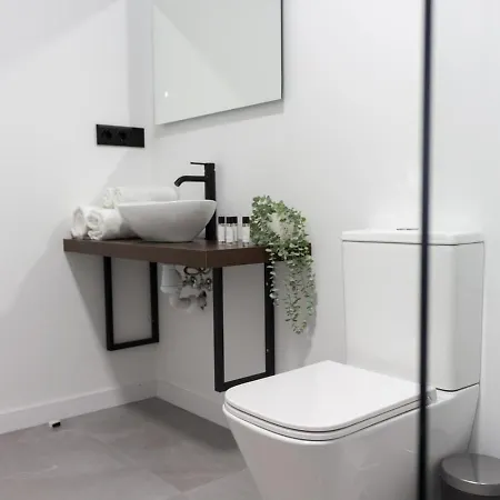 Vlc Host - Duque De Gaeta * Valencie